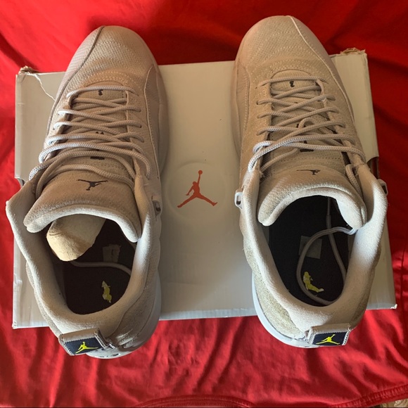 Mens Jordan Retro 12 Low ‘Wolf Grey’ (10.5) - Picture 4 of 7